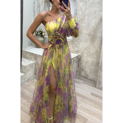 Robe estivale fashion pour femmes, mesh tie-dye, épaules dénudées, fente et style party