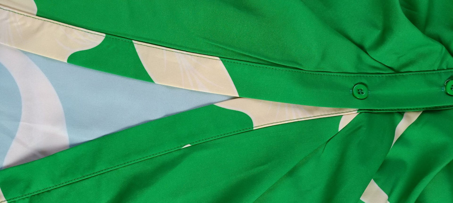 Blouse-robe chic à col à revers